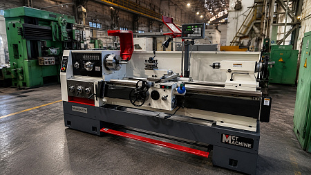 Универсальный токарный станок  MetMachine с УЦИ TM-6166L-2000