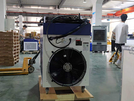 Аппарат ручной лазерной очистки  MetMachine MLC-6000С