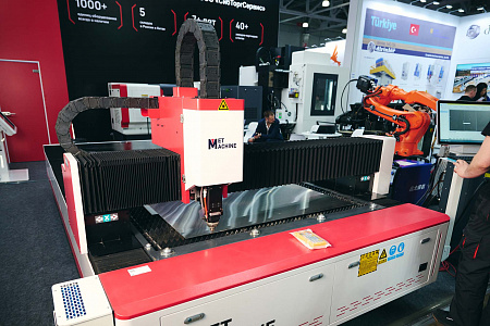 Оптоволоконный лазер MetMachine LCM-3015N AIO 6000W